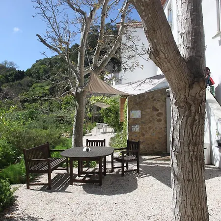 Ribeira Dos Marinheiros Amarelo * سينترا